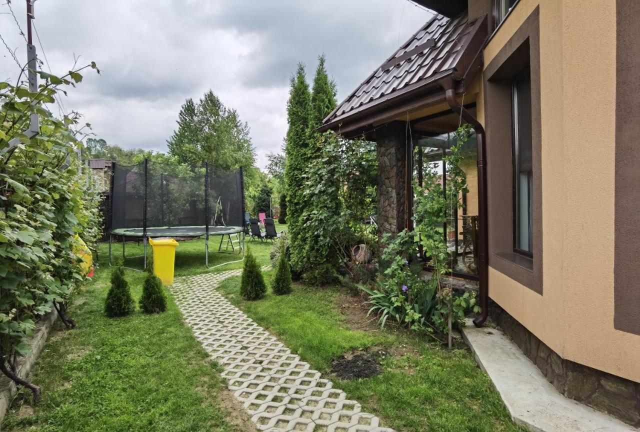 Hotel Conacul Caterinei Polovragi Exterior foto